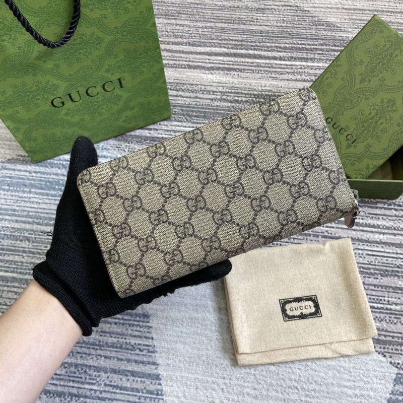 Gucci Wallets & Purse